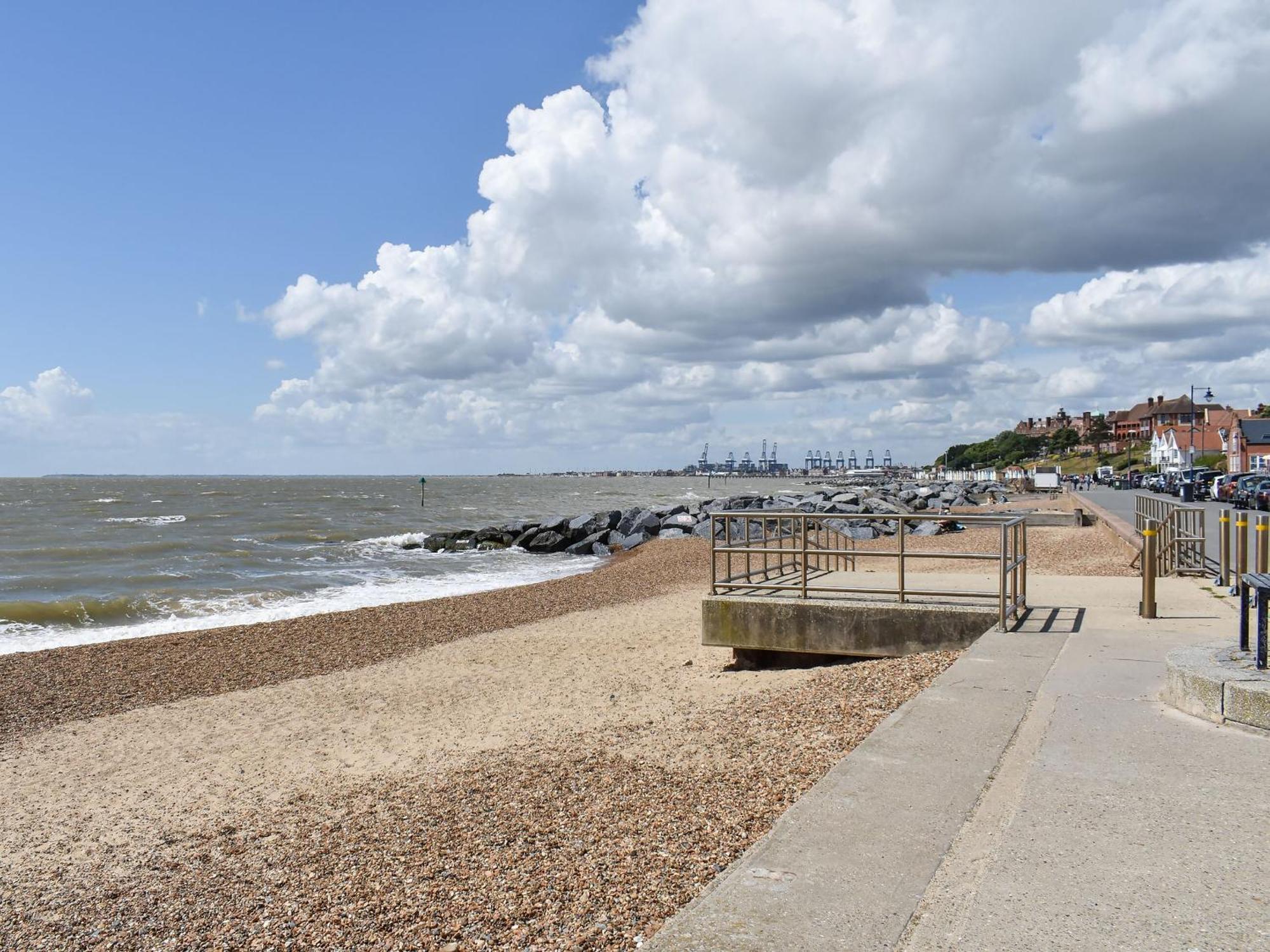 Beach View Cottage Felixstowe Exteriör bild